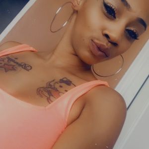 Meet your Posher, Denisse